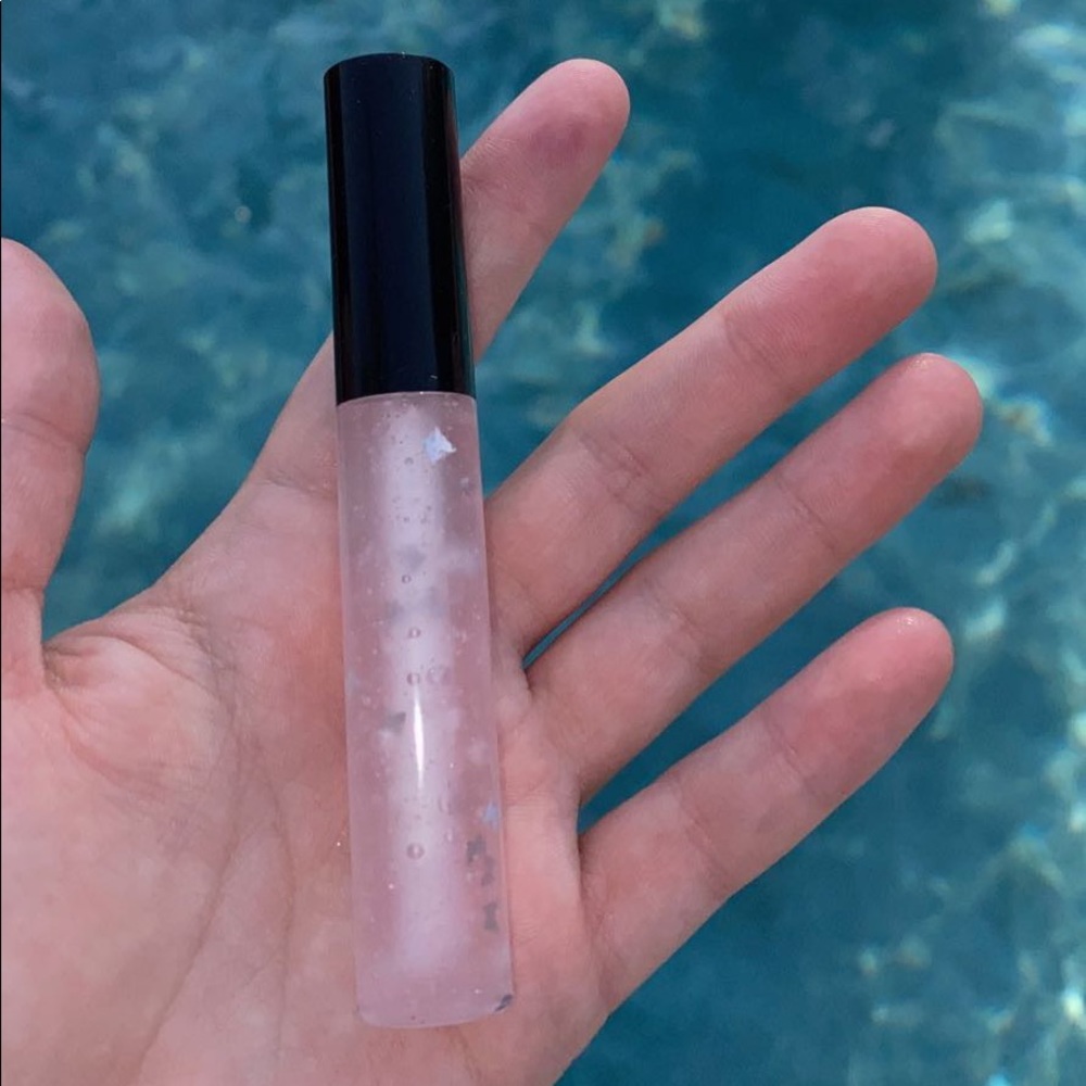 Lip gloss
